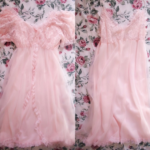 Vintage Pink Tosca Lace Nightgown Set - Picture 4 of 6